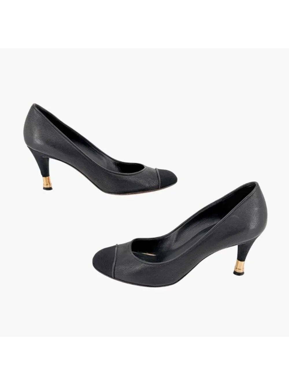 Chanel CC Cap Toe Pumps Heels Black Leather Size 38 US 7-7.5 Women’s